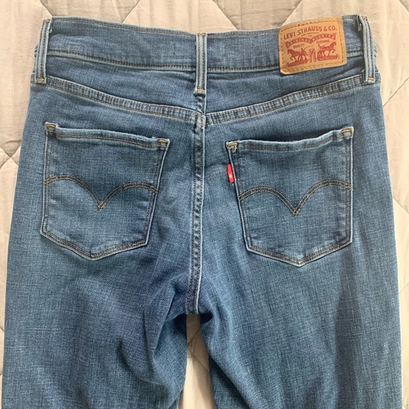 Levi’s 311 Shaping Skinny - Picture 4 of 8